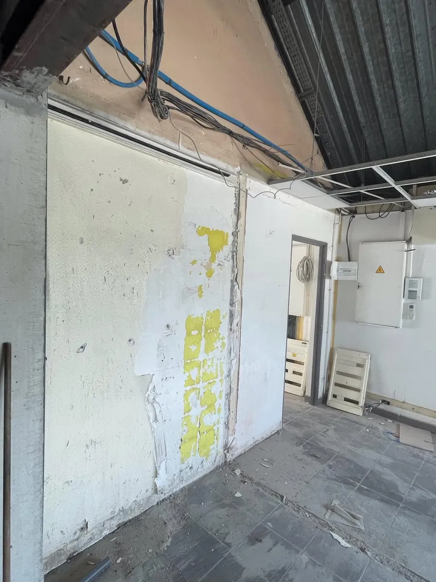 Mur abîmé et décollé avant reprise